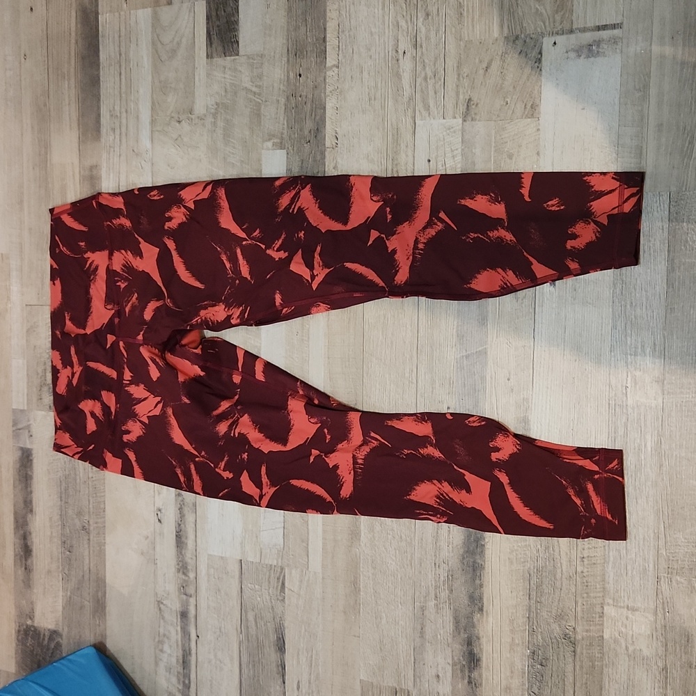 Lululemon wunder train tight